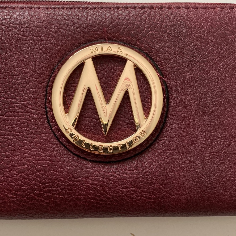 M.K. Collection Wallet - Picture 2 of 8